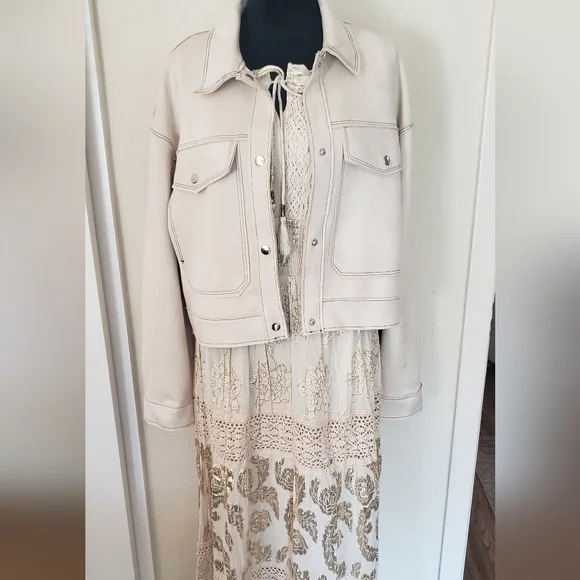 Stoosh Women's Ivory Seude Like Jacket - Picture 10 of 10